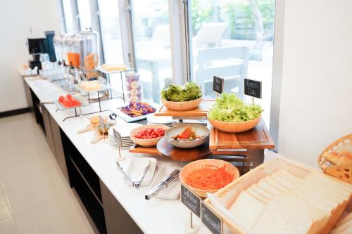 Еда / где поесть недалеко от курортного отеля