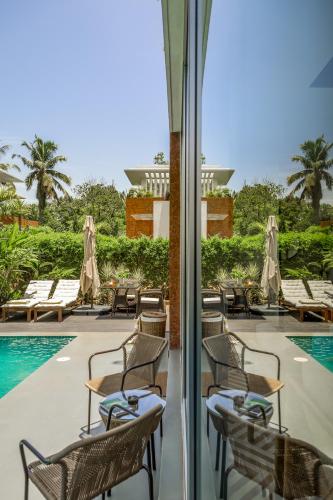 Piscina di La Sierra, 2 & 3BHK Villas near Anjuna & Vagator Beach with Private Pool, Terrace, Garden, Kitchen & Security o nelle vicinanze