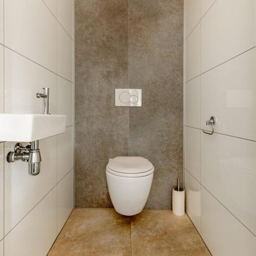 Bilik mandi di Ravenbosch Sauna