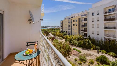 Lovesome Apartment W Balcony by LovelyStay