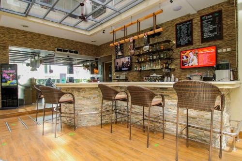 Ο χώρος του lounge ή του μπαρ στο La Grande Residence
