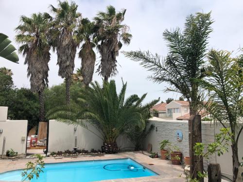 Piscina en o cerca de Old Cape on The Marina - The flamingo : unit 8
