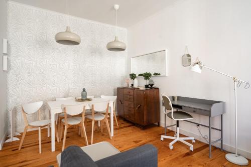 Akicity Estrela Shine