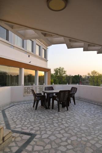 Balkón nebo terasa v ubytování Stardom Resort Jaipur