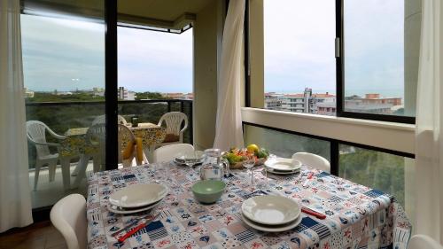 En balkon eller terrasse på Appartamenti Oasi