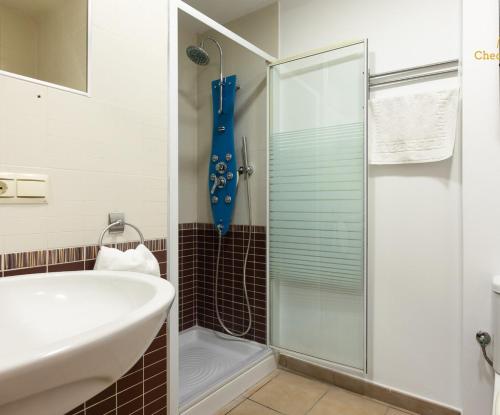 Kúpeľňa v ubytovaní Apartamento El Oasis VIP-Torremolinos