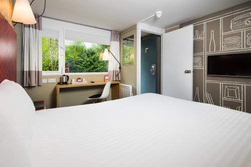 Televisyen dan/atau pusat hiburan di ibis Plymouth