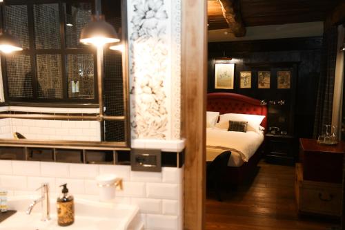 Ванная комната в La Piazzetta degli Artisti - Boutique B&B
