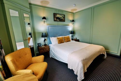 Ένα ή περισσότερα κρεβάτια σε δωμάτιο στο Bedford Swan Hotel and Thermal Spa