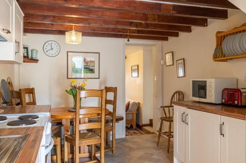 High Wallabarrow Farm Cottage – Photos 3