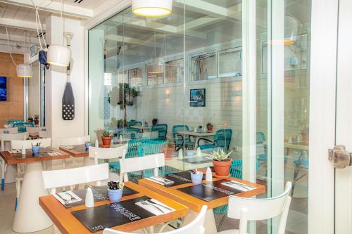 Restoran atau tempat lain untuk makan di Yam Hotel - an Atlas Boutique Hotel
