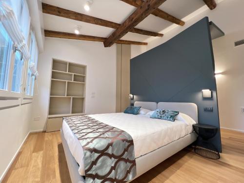 Una cama o camas en una habitación de Hotel Vivit ***S