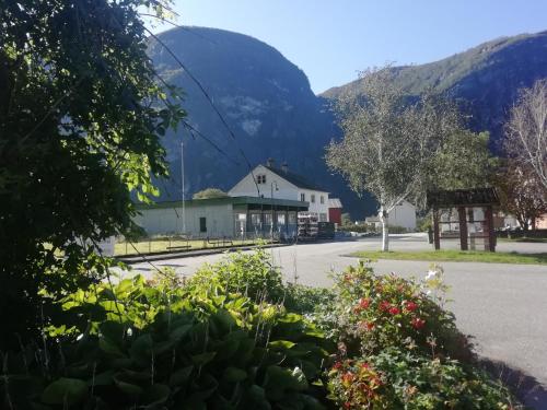 Imagen de la galería de Adventure hotel & GuestHouse Eidfjord NEW, en Eidfjord
