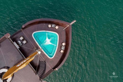 Φωτογραφία από το άλμπουμ του Genesis Luxury Regal Cruise by Premier Group σε Ha Long