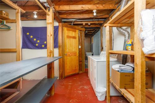 Bunk bed o mga bunk bed sa kuwarto sa Northwood Cabin