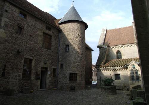 Fotografie z fotogalerie ubytování Hotel de Bourgogne v destinaci Saulieu
