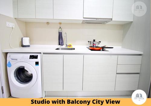 Dapur atau dapur kecil di Sri Rasa Homestay @ I-City, I-Soho Shah Alam
