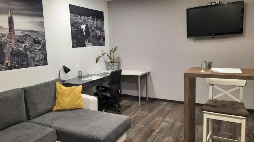 Televisyen dan/atau pusat hiburan di Pete Lajos Design Apartman