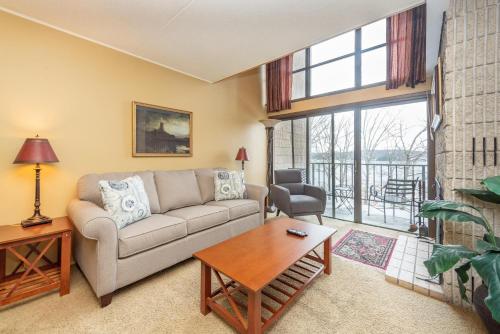 507G Two Bedroom One Bath – Photos 3