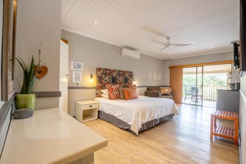 Katil atau katil-katil dalam bilik di La Roca Guest House
