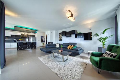 Gallery image of Penthouse apartment Polo in Bibinje