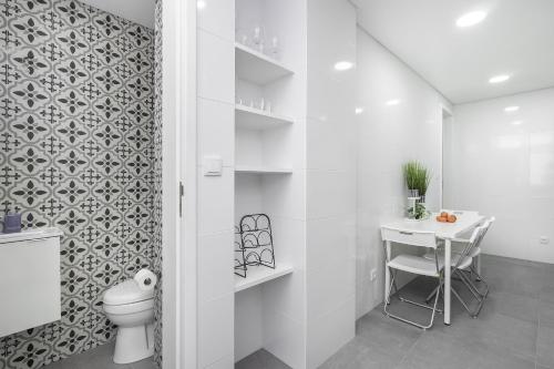WHome Hideaway Family Apartment #2