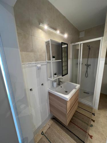 Kúpeľňa v ubytovaní Apartament Przy Plaży BOHO Świnoujście