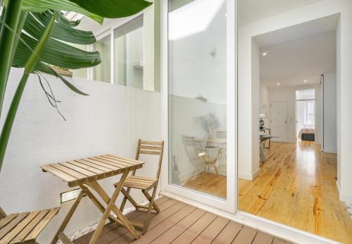WHome Chic 1-bed w/ Patio perfect to explore Lisbon