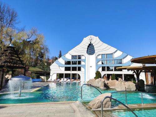 The swimming pool at or close to Spa Residence Carbona EmDoNa Luxury Apartment