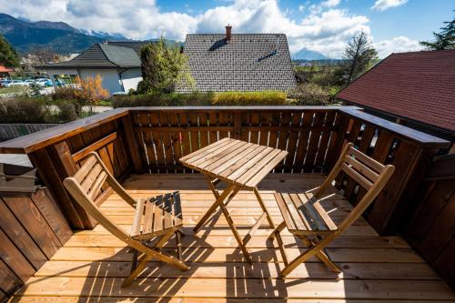 Nespecifikovaný výhled na hory nebo výhled na hory při pohledu z apartmánu