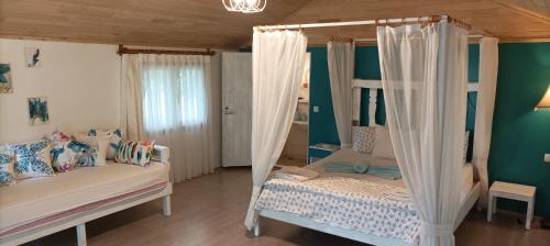Postel nebo postele na pokoji v ubytování Bellerofon Beach Otel