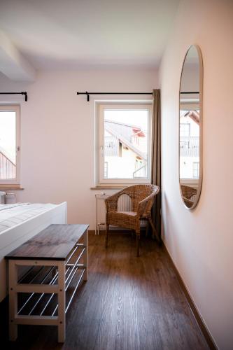 Postel nebo postele na pokoji v ubytování GrosAlp apartments