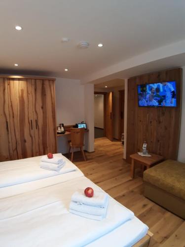 Et tv og/eller underholdning på DEVA Hotel Alpenglück