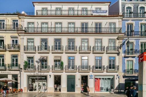 WHome Restauradores Deluxe w/ Elevator & AC perfect for Families & Friends