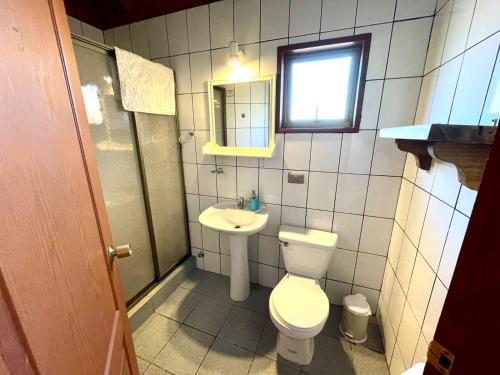 Kylpyhuone majoituspaikassa Hostal Pucon Sur
