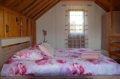 Un ou plusieurs lits dans un hébergement de l'établissement Kuća za odmor Paćan