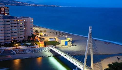 AMPLIO APARTAMENTO - APARCAMIENTO GRATUITO ALREDEDOR ...