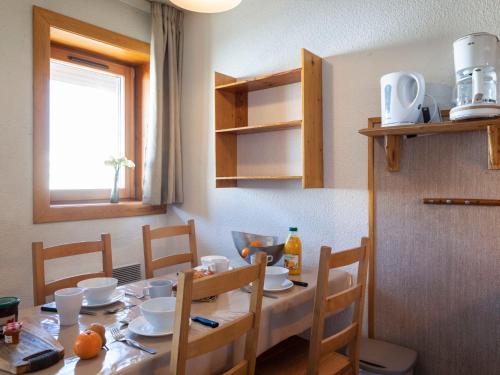 Apartment Arcelle 308 by Interhome