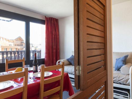 Apartment Glacieres 22 by Interhome