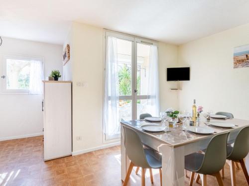 Apartment Les Sables d'Or-8 by Interhome