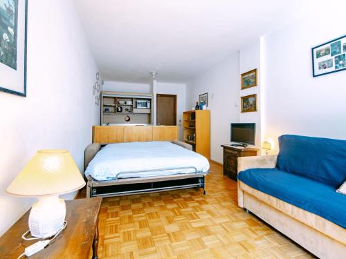 Ένα ή περισσότερα κρεβάτια σε δωμάτιο στο Apartment Solaria-2 by Interhome
