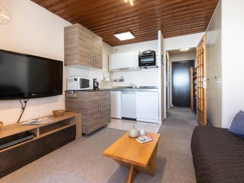 Apartment Serac S4 by Interhome