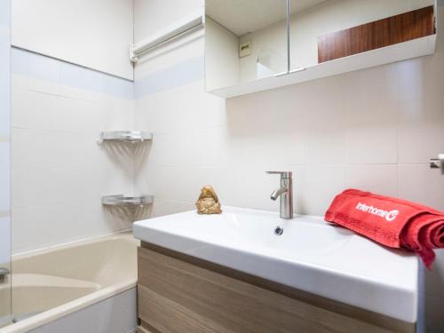 Apartment Serac S4 by Interhome
