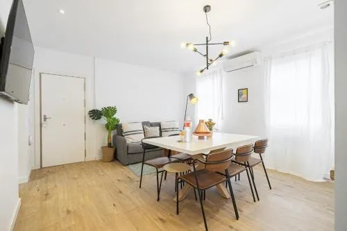 Vallecano Apartments by Olala Homes photo 3