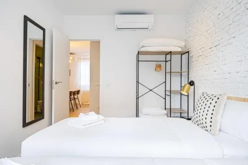 Vallecano Apartments by Olala Homes photo 22