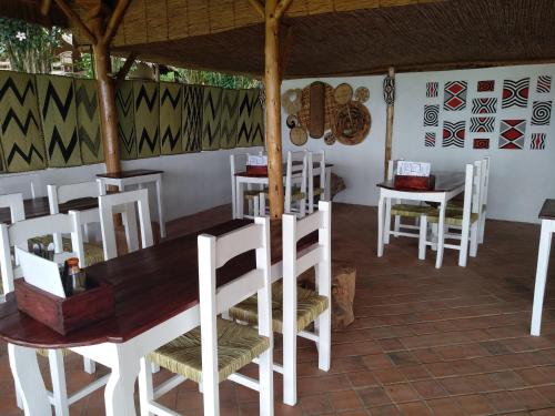 Restoran ili neka druga zalogajnica u objektu INZU Lodge