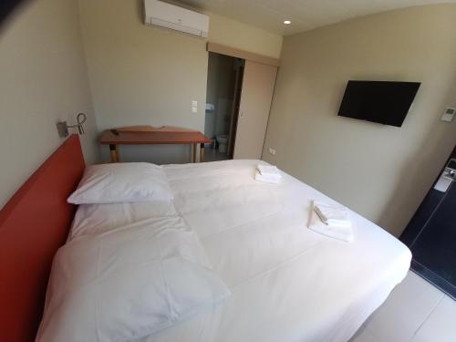 Hôtel La Croix de Mille – Photos 3