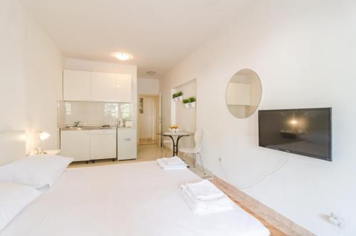 House Apartments Ariva