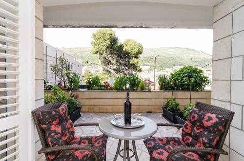 House Apartments Ariva