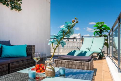 Sunshine apartment by Ammonite&Cо